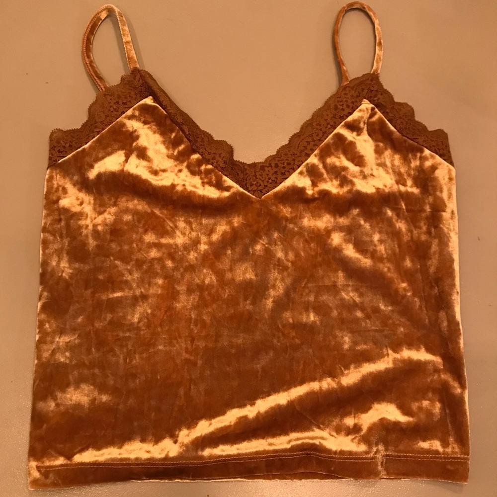 Forever 21 gold crushed velvet cami | Size M